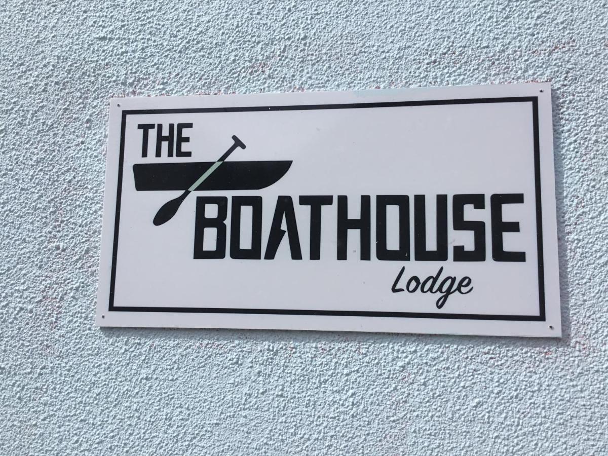 The Boathouse Lodge Hostel Bundoran Exterior foto